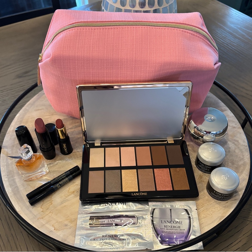 Lancôme Makeup Set Pink Bag: Eyeshadow Palette, Eyeliner, 💄 Lipsticks, Creams. 🌸